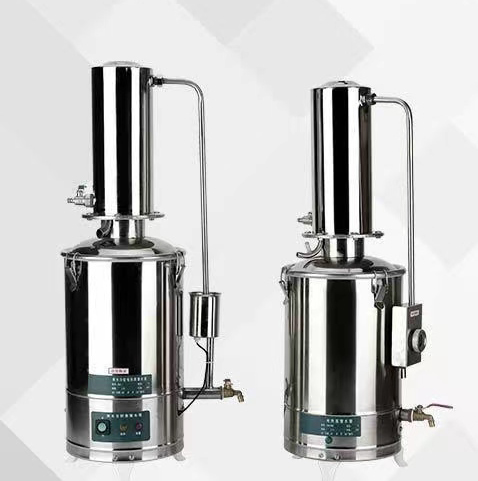 Laboratoire distillateur d’eau en acier inoxydable