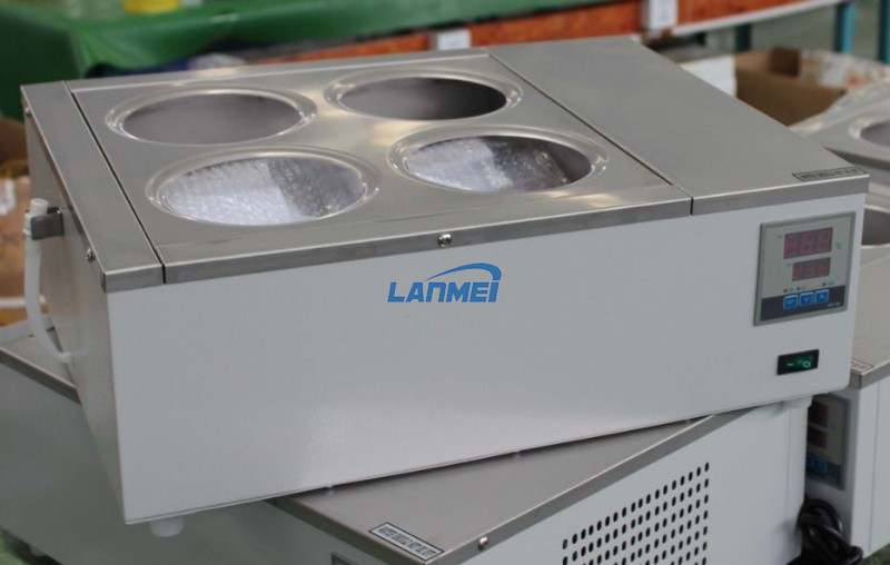 Laboratoire 4 trous bain d’eau numérique thermostatique