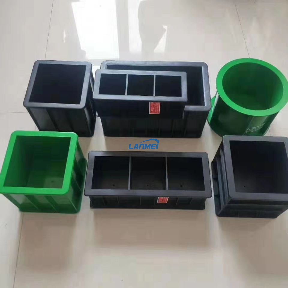 Moule d’essai de cube en béton