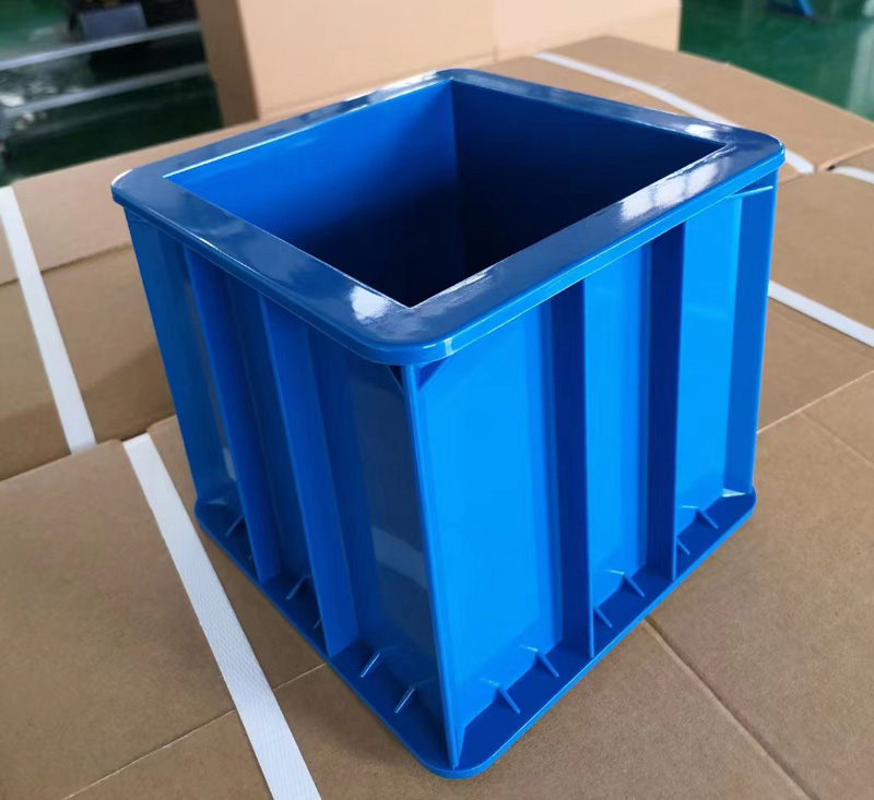 génie des moisissures en plastique